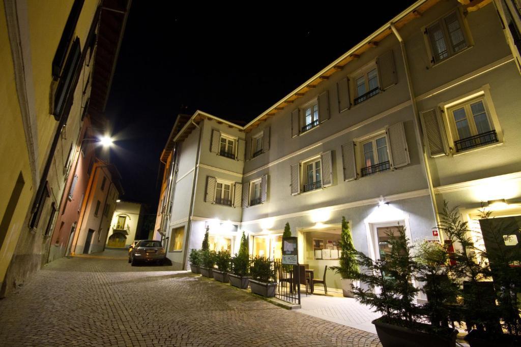 Hotel Lago Di Como Colico Exterior photo